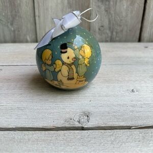 PRECIOUS MOMENTS Christmas ornament Enesco 1995 teardrop eye dolls Snowman